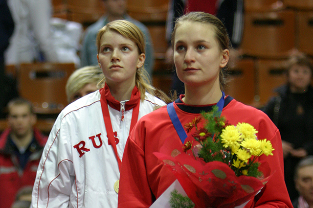 Софья Великая (справа), 2006 год.