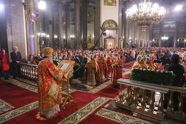 Пасхальное богослужение в Казанском соборе.