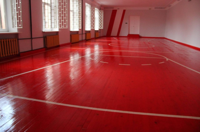 В школе обновили спортивный зал.