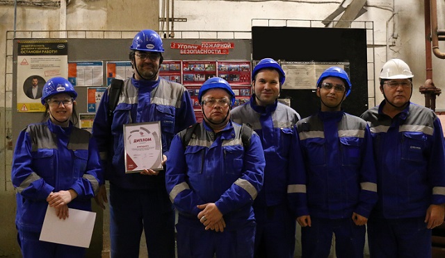 К профессиональному празднику на «ВИЗ-Стали» наградили лучших энергетиков
