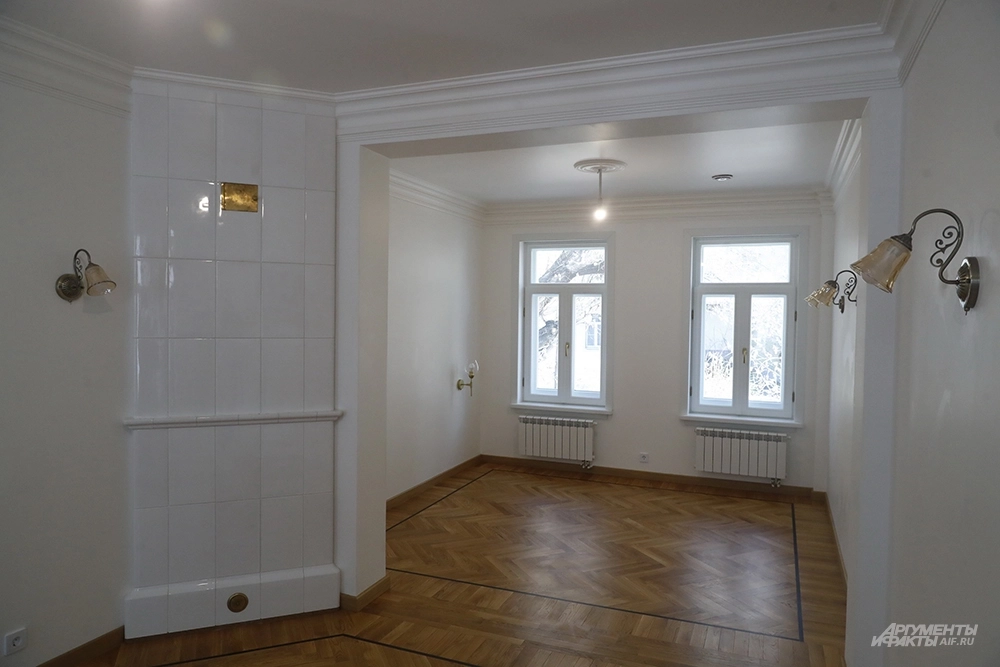 Первые архивные упоминания строений на этом участке относятся к 1810 году.