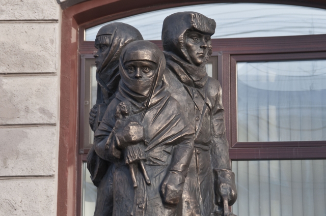В 2014 году в Омске установили памятник детям блокадного Ленинграда.