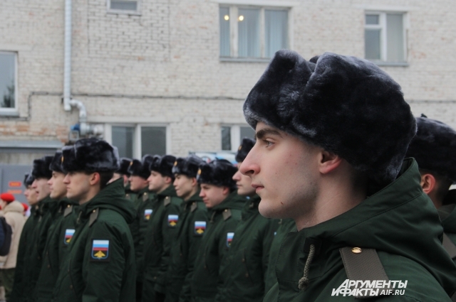 По плану осенней призывной кампании ряды российской армии пополнят более 2000 омичей.