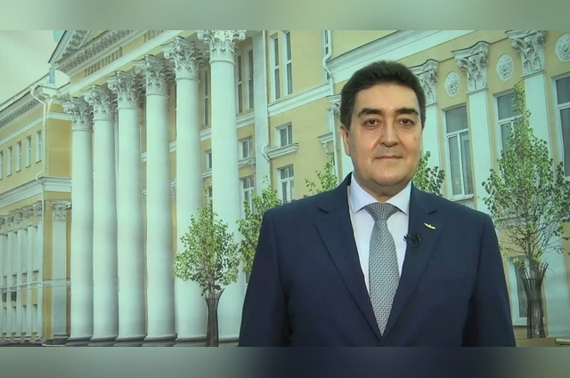 Экс-ректор скрыл от государства имущества на 33 миллиона рублей.