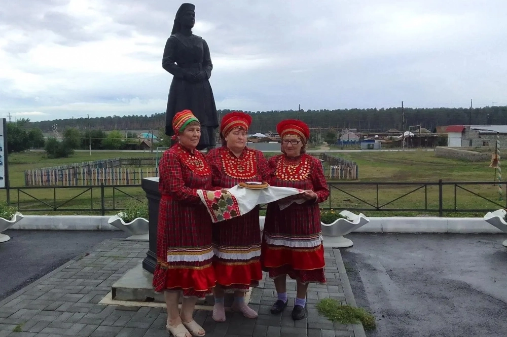 Единственный в мире памятник нагайбачке.