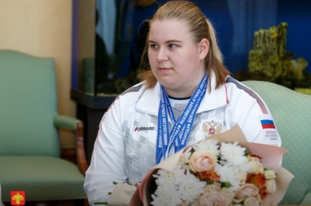 На чемпионате России Виктория одержала уверенную победу.