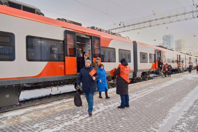 СвЖД запустила электропоезда «Финист» из Екатеринбурга в Челябинск и Тюмень