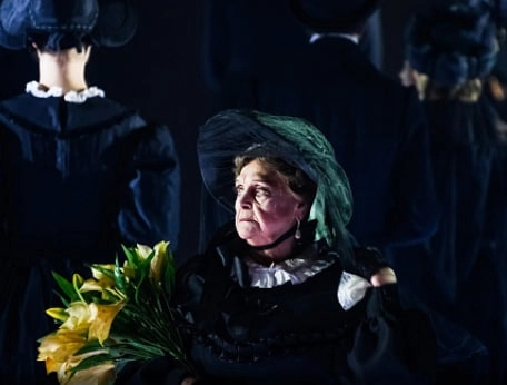 Галина Карелина.