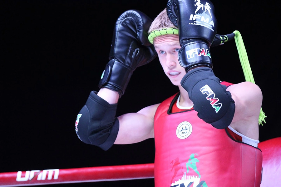 Артем Обидин.