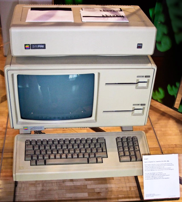 Apple Lisa, с двумя 5,25