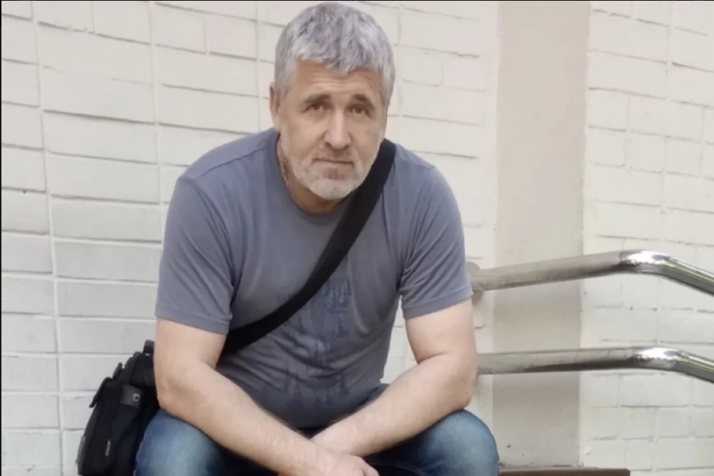 Андрей Васильев признан пострадавшим в деле об убийстве  черенком от лопаты соседа.