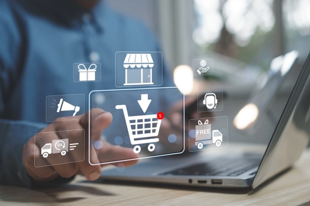 Многие делают покупки онлайн.