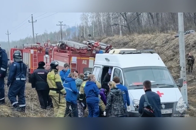 В результате аварии пострадали 24 человека.