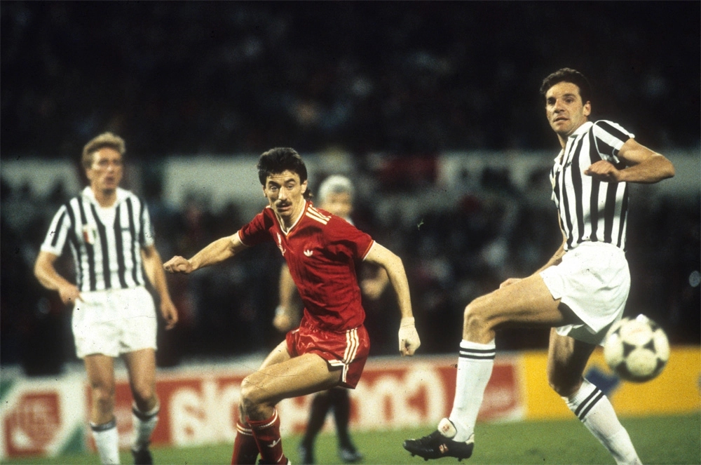 Финал Кубка Европы Ювентус Турин - ФК Ливерпуль на Хейзельштадионе в Брюсселе, 29 мая 1985 г.