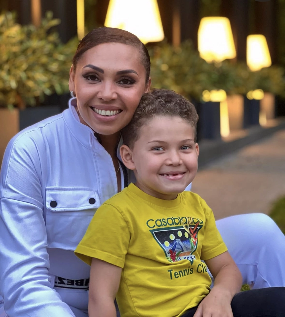 Инна Белова с сыном от второго брака Макаром.