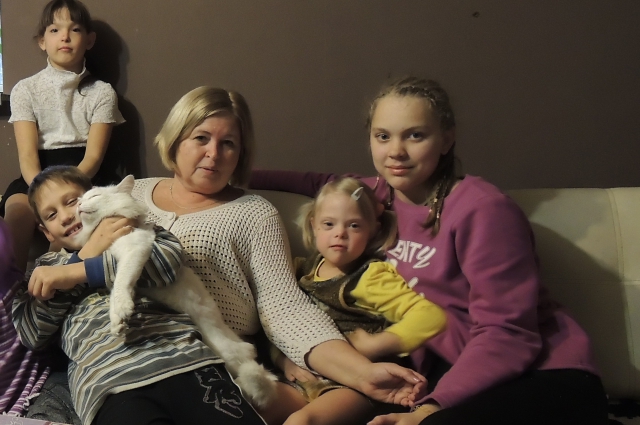 Многодетная мать Ольга Алёшина считает, что «ругать ту жизнь, которой мы живем, нельзя».