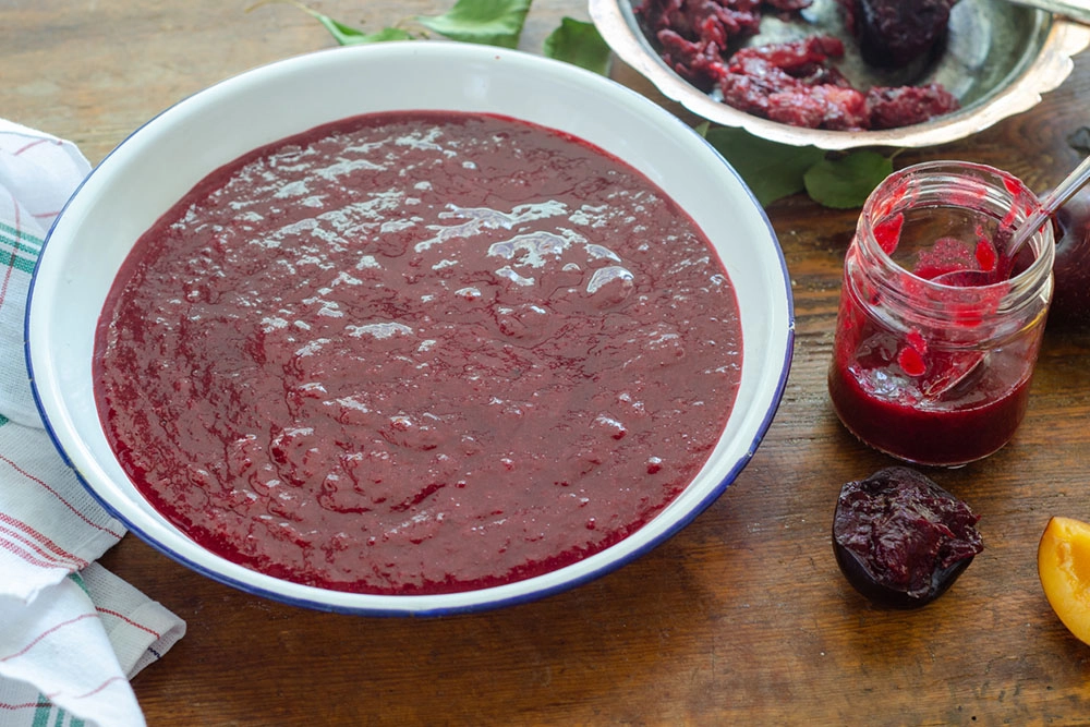 Вкус и польза. Как и какие фрукты заготовить на зиму, пока они дешевые