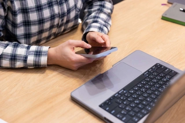 У людей работают только сайты, находящиеся в «белом списке».