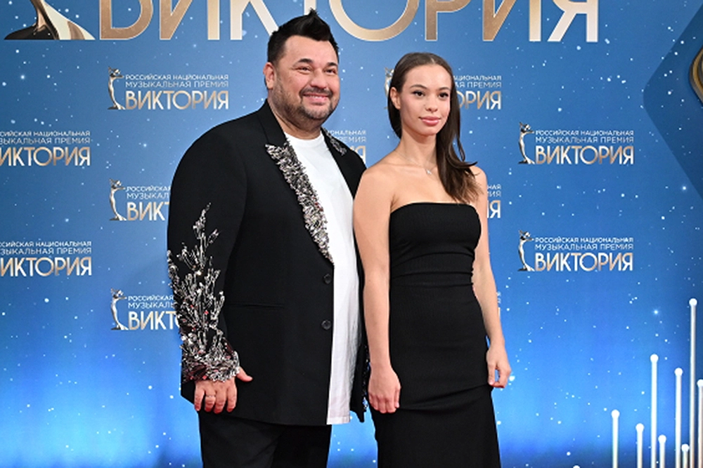 Сергей Жуков и Ника Жукова.