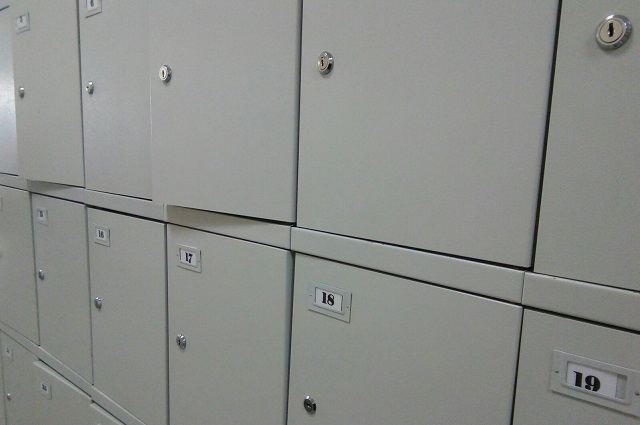 Следователь не хранил вещдоки в спецскладе.