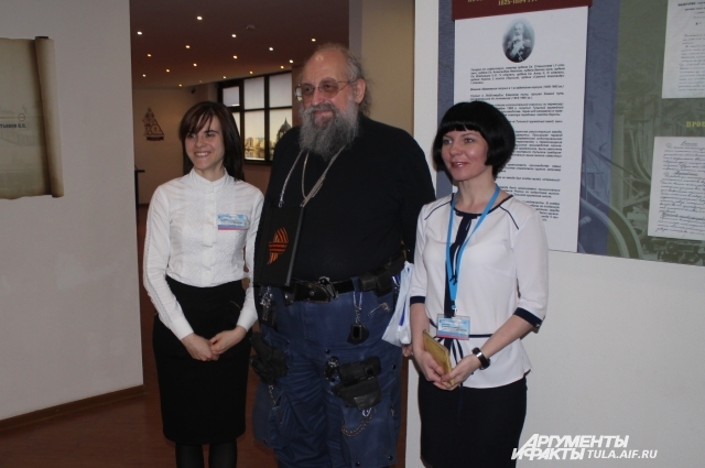 Анатолий Вассерман приехал на презентацию книги в Тулу
