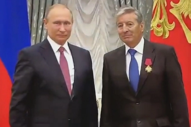 Владимир Путин и Иван Душарин.
