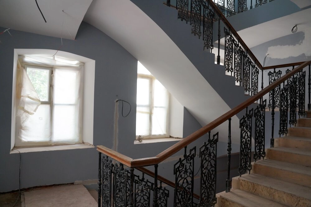 Ход реставрации особняка.