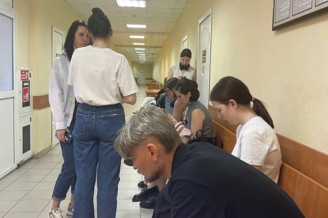 Пресса оказалась за дверью