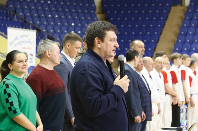 Спикер регионального парламента Игорь Ляхов напомнил, что турниры проводятся в память о выдающихся людях, которые стали нашей историей.
