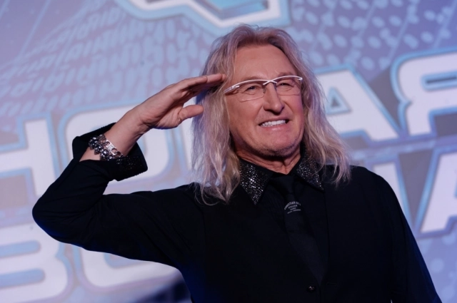 Александр Иванов.