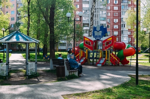 Новые детские площадки радуют и детей, и их родителей, и бабушек с дедушками!