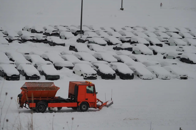 Что за автомобили стоят на площадке у бывшего завода Volkswagen в Калуге? | ВОПРОС-ОТВЕТ