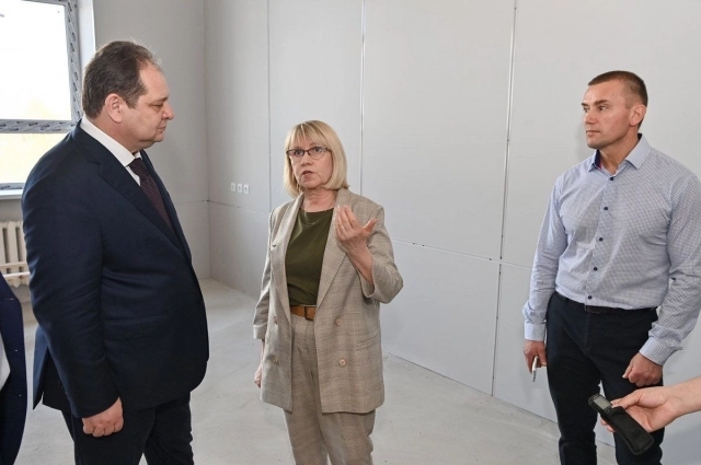 И при посещении школы в Ижме...