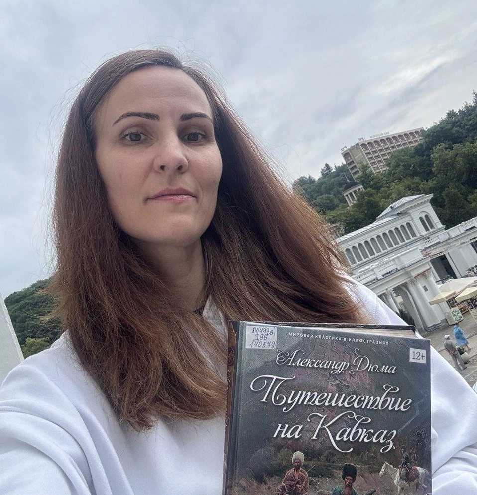 Как выяснила гид, до Кавминвод французу не дала доехать вьюга.