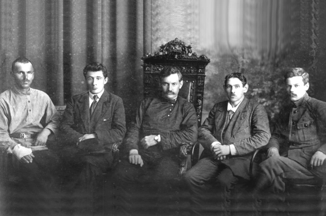 Члены Комуча