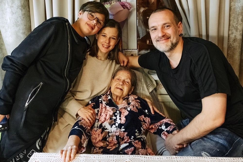 Екатерина Шпица с семьей.