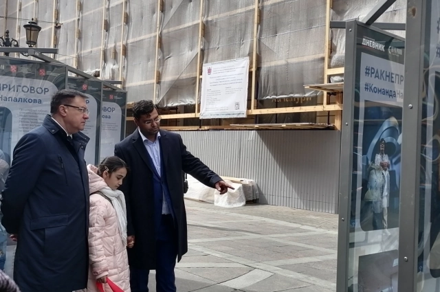 Врач и фотограф рассказал гостям выставки, какая история скрывается за каждым кадром.