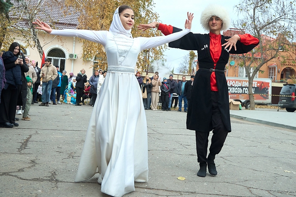 «Ритмы Кавказа» – лауреат многочисленных танцевальных конкурсов.