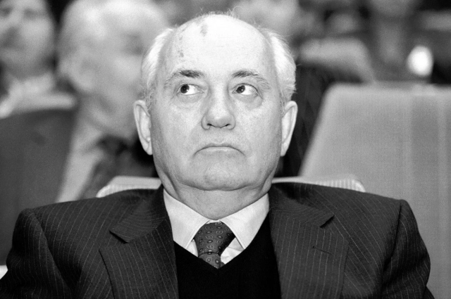 В Омске заседания так и не состоялось.