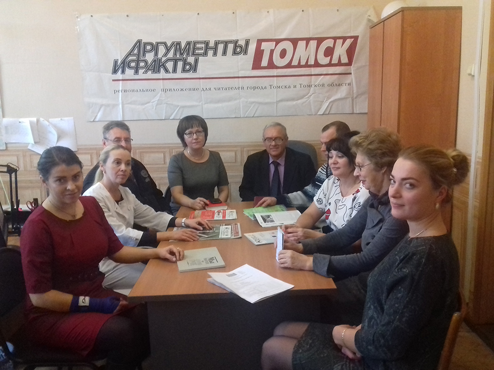 Выездное заседание редакции «АиФ-Томск» и Центра «Здоровье» ОКБ на Асиновском комбикормовом заводе.
