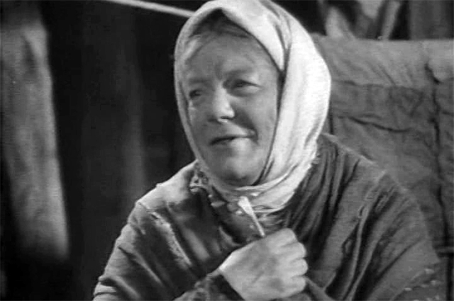 Варвара Массалитинова в фильме «В людях», 1938 г.