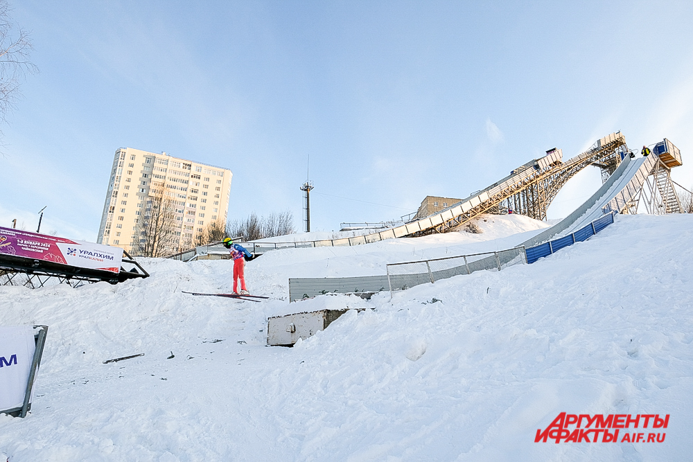 Первый этап открытых детских Всероссийских соревнований по прыжкам на лыжах с трамплина «Рождественское турне-2024»