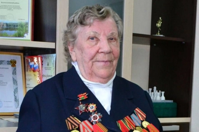 Евгения Ивановна была санинструктором на II Белорусском фронте, участвовала в боях в Белоруссии, Польше, Восточной Пруссии