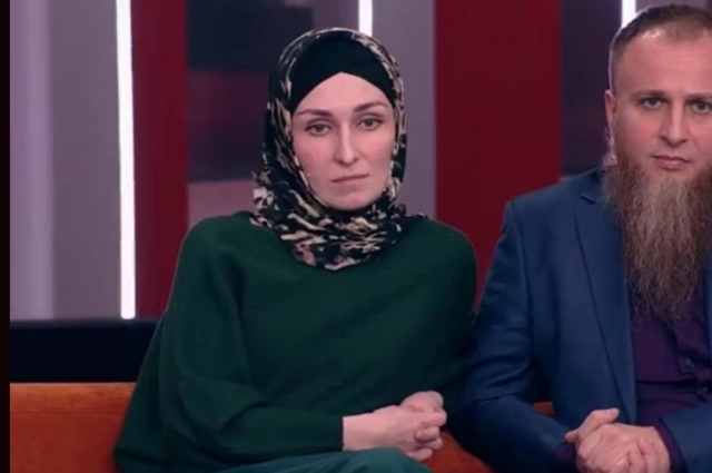 Иван с одной из многочисленных жён.