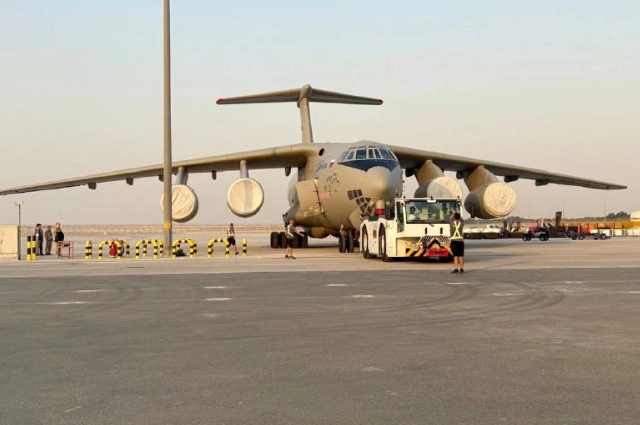 Су-57Э и другие самолёты в Дубае
