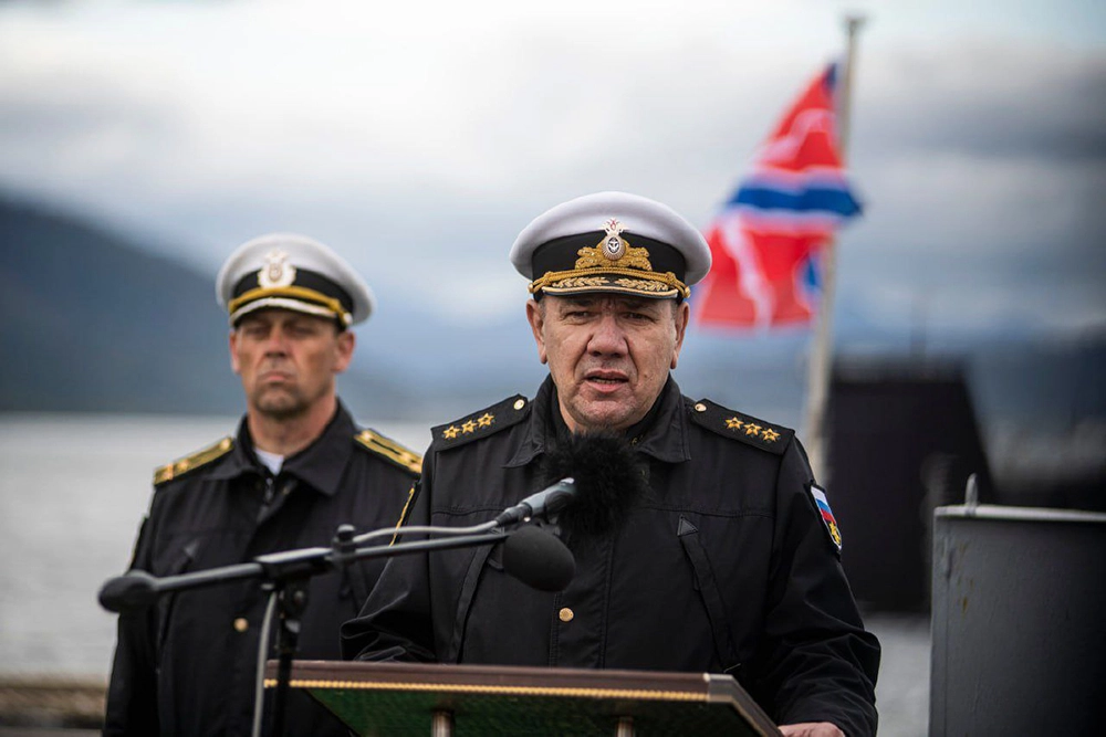  Атомные подводные крейсеры 4 поколения «Император Александр III» и «Красноярск» пополнили подводные силы Тихоокеанского флота. Главнокомандующий Военно-Морским Флотом России адмирал Александр Моисеев.