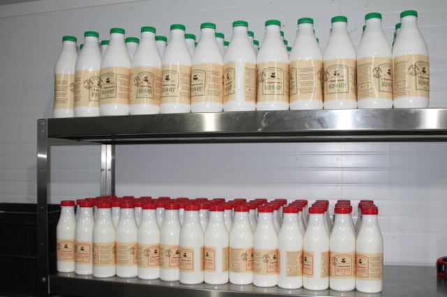 Натуральные молочные продукты можно купить как на самой ферме, так и в фирменных магазинах и торговых точках партнёров в Будённовском и соседних округах.
