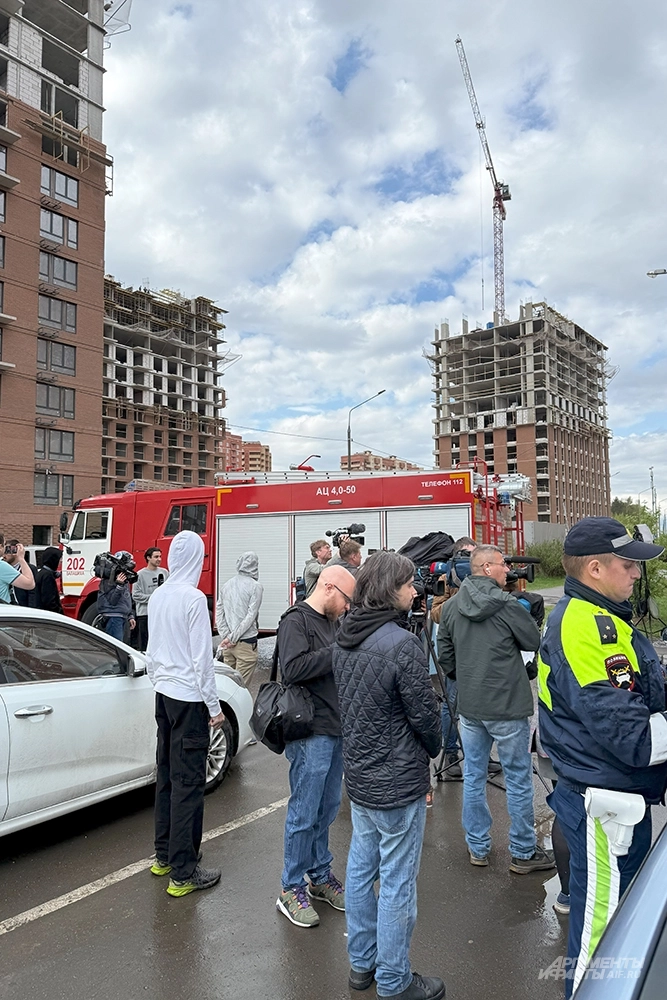 Двор в Балашихе, где взорвалась машина