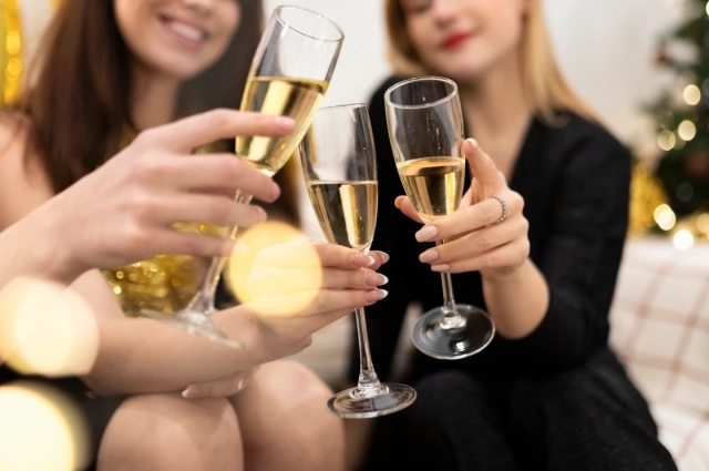 Новый год гороскоп праздновать не запрещает!