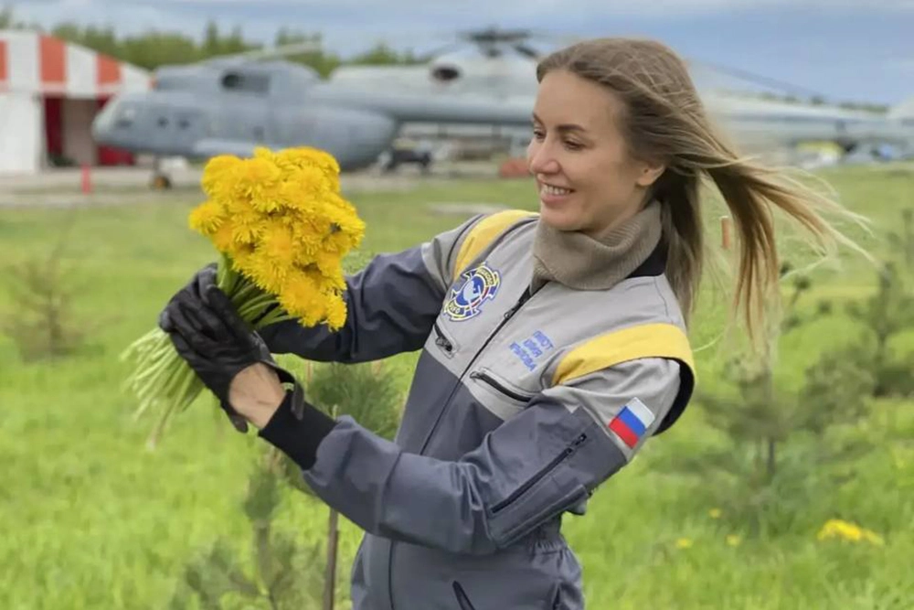 Юлия Крылова — пилот реактивного самолета.